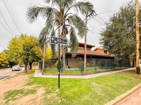 Calle 489 esquina 15 bis 2000