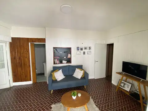 Depto Tipo Casa en Alquiler 40 años