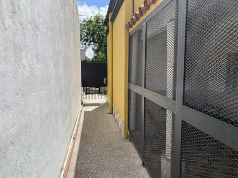 Depto Tipo Casa en Alquiler de 3 ambientes