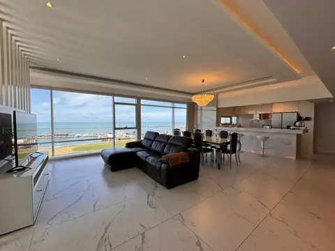 Departamento en Venta de 4 dormitorios