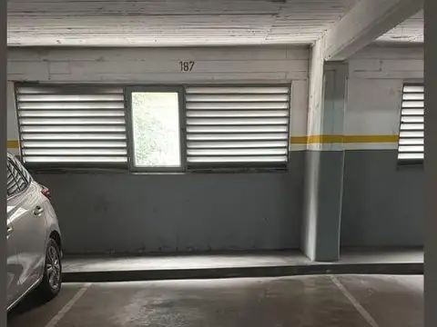 Azcuénaga 1000