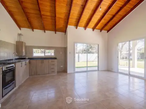 Casa en Venta con 1 cochera