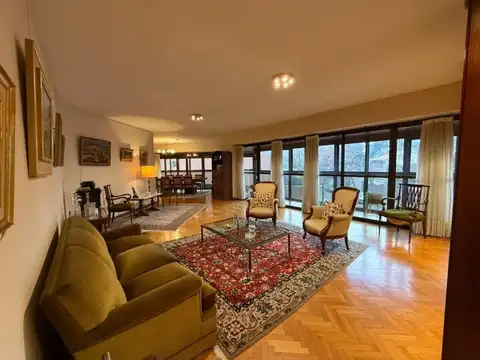 Departamento en Venta en La Lucila Libertador / Rio, La Lucila