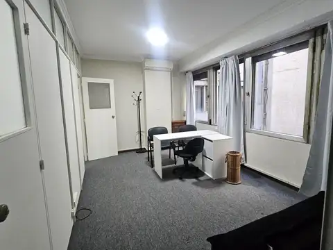 Oficina en Venta con 1 cochera