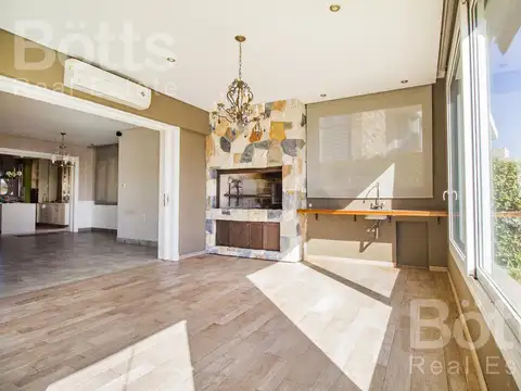 Casa en Alquiler de 5 dormitorios