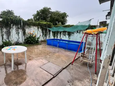 Casa 3 ambientes con 1 baño