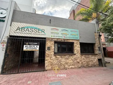 CASA EN ALQUILER COMERCIAL- ALBERDI
