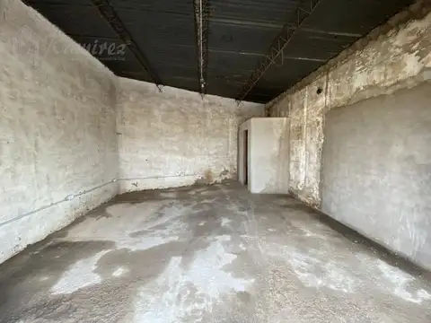 Av. Gral. San Martín  al 8200