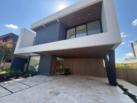 Casa en venta en el Yacht, Nordelta