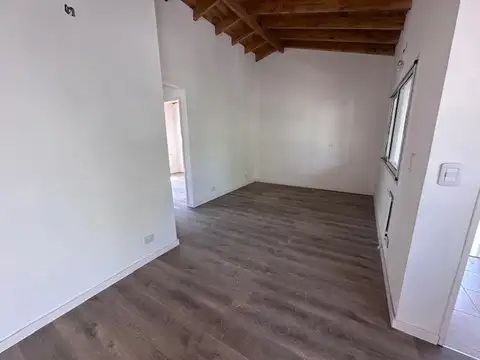 Depto Tipo Casa en Venta en Olivos Maipu/Uzal, USD 165.000