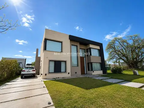 Venta Casa en Lagos de Canning 3 Dormitorios