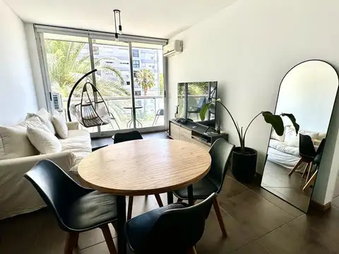 Departamento en Alquiler, 2 ambientes c/ cochera, Olivos. Torre Awwa, Libertador.