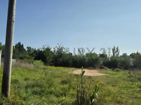 28 bis 447 y 448 , Piso 0