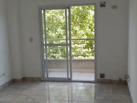 Jose Murias 2000, Piso 6
