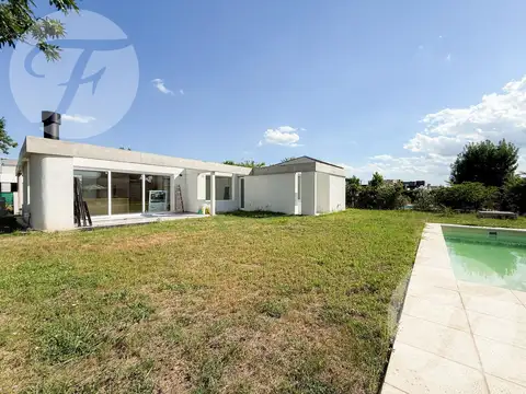 Casa en Venta al Este