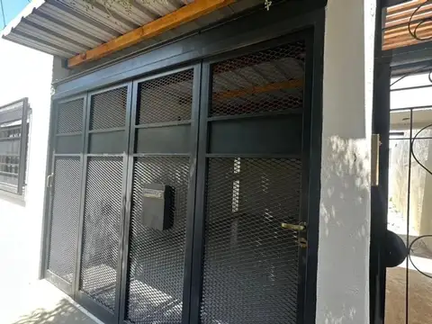 PH EN VENTA TOLOSA 2 DORMITORIOS COCHERA Y PATIO