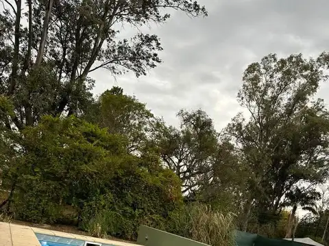 Excelente Casa 2 Dormitorios/Cochera/Piscina