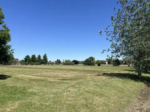 PUERTO ROLDAN- ESQUINA - RETASADO- SOBRE EL LAGO - RETASADO