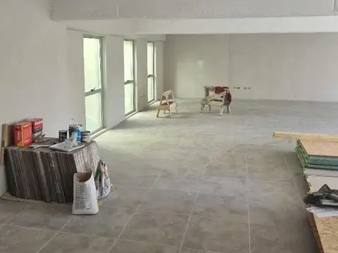 Local en Alquiler en San Carlos De Bariloche, $ 1.800.000