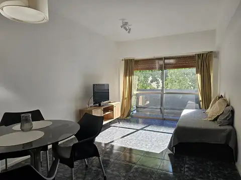 Departamento en el Macrocentro de la ciudad.