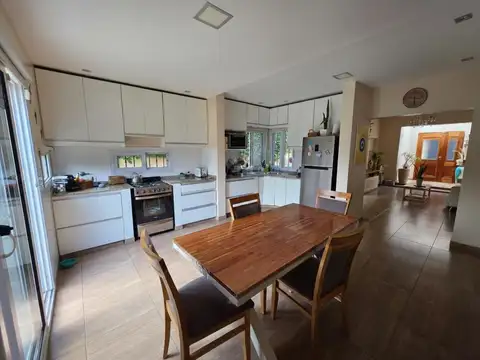 Casa en Venta en San Antonio de Padua, USD 150.000