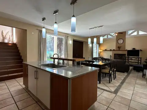 Casa en Venta en Pinamar, USD 330.000