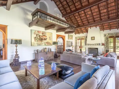 Casa en Venta de 5 dormitorios