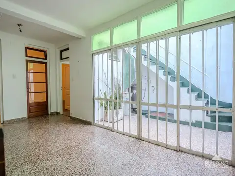 Depto Tipo Casa 5 ambientes con 1 baño