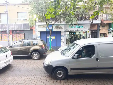 Local comercial en alquiler ubicado en Loma Hermosa