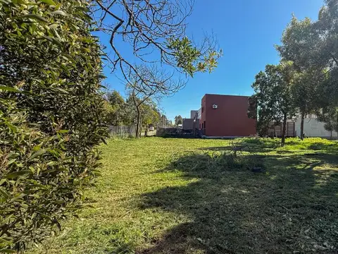 Terreno en Venta en Los Acantilados, USD 21.000