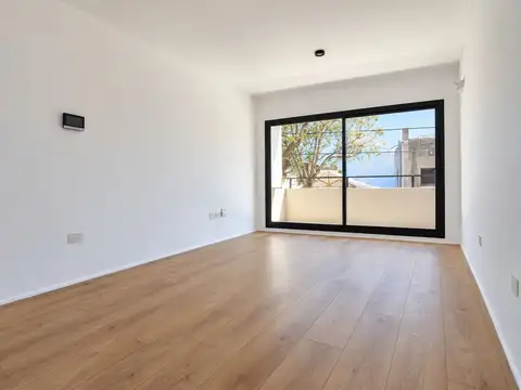 VENTA DEPARTAMENTO 2 AMB PARQUE CHAS ESTRENAR