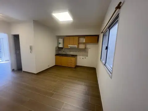 DON ORIONE 1100, Piso 2