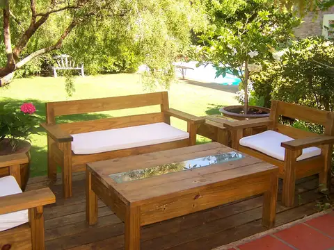 Casa en Alquiler Temporal con 2 cocheras