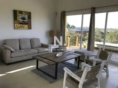 Casa en Alquiler Temporal en Punta Piedras, USD 9.000