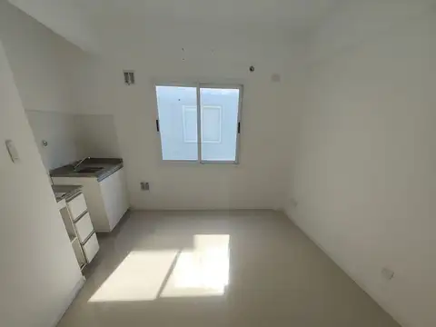 ZAPIOLA 200, Piso 3
