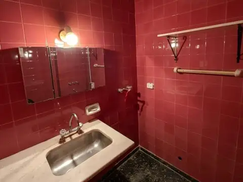 Departamento 5 ambientes con 2 baños