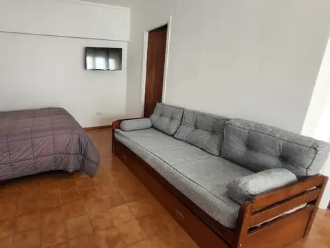 Departamento en Alquiler Temporal en Plaza Colon, $ 85.000