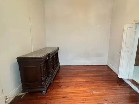 "EXCELENTE UBICACIÓN" URUGUAY 62 DEPTO. 3 AMB. MUY AMPLIOS