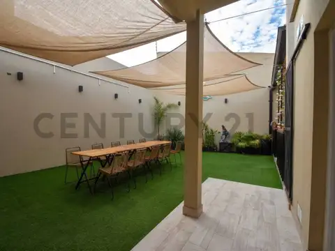 Estero Bellaco 100, Piso 0