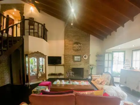 Gobernador Garcia 1145