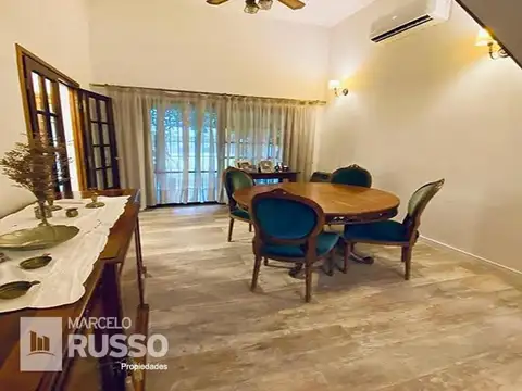 Casa 5 ambientes con 2 baños