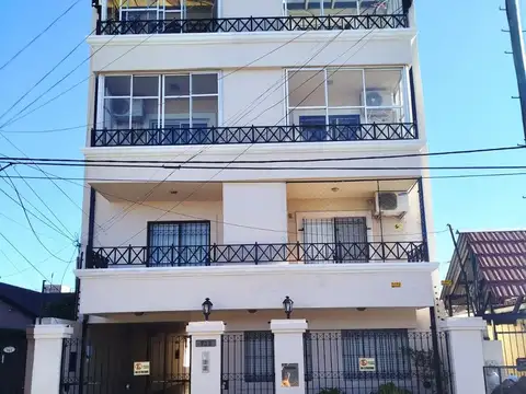 VENTA DEPARTAMENTO 4 AMBIENTES RAMOS MEJIA