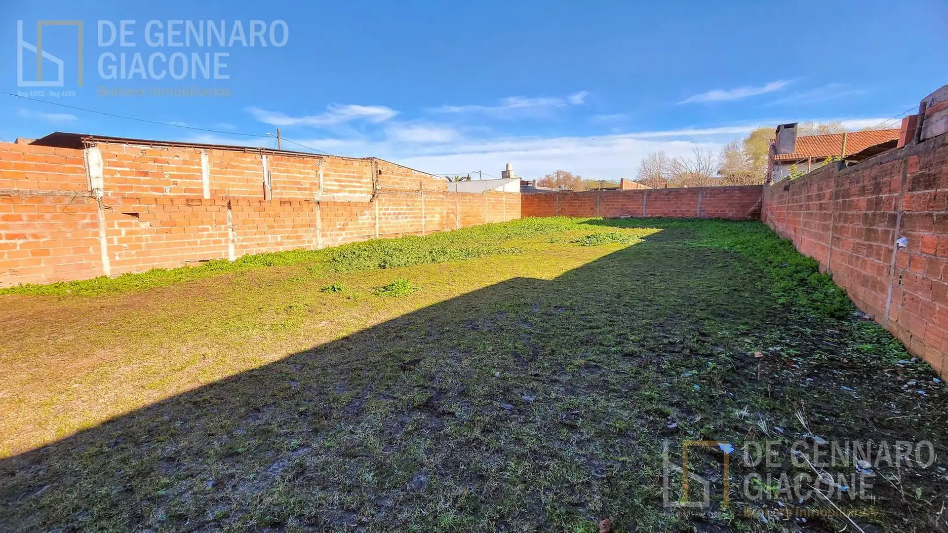 Terreno sobre AV Mario Bravo