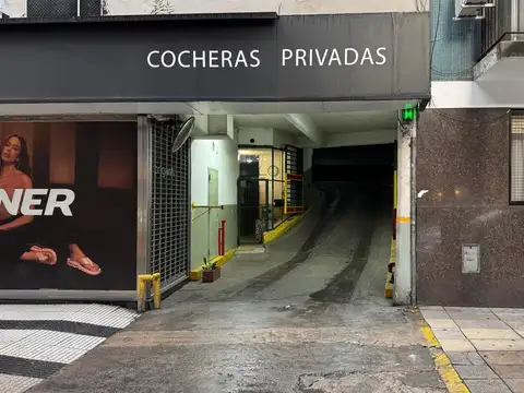 Tres Cocheras en Venta en Palermo
