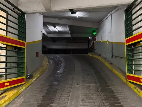 Cochera en Venta Fija