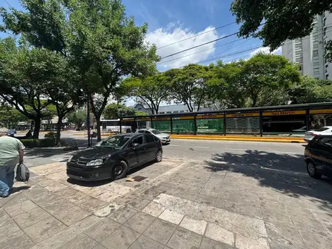 Local en Alquiler en Vicente Lopez, $ 4.500.000