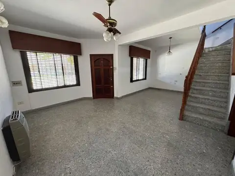 Casa en Venta en Campana, USD 230.000