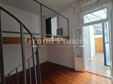 Depto Tipo Casa en Alquiler 70 años