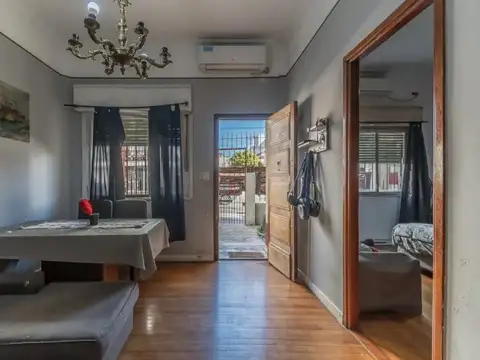 Buenos Aires 3921 , Piso 1