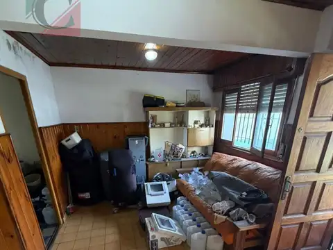 casa 3 ambientes con entrada para auto